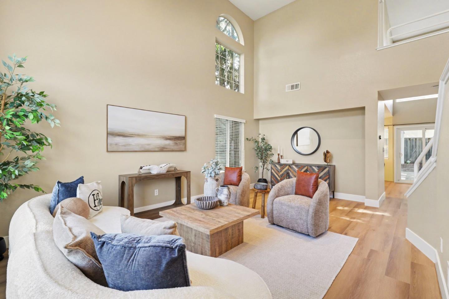 Detail Gallery Image 4 of 38 For 7307 Urshan Way, San Jose,  CA 95138 - 4 Beds | 2 Baths