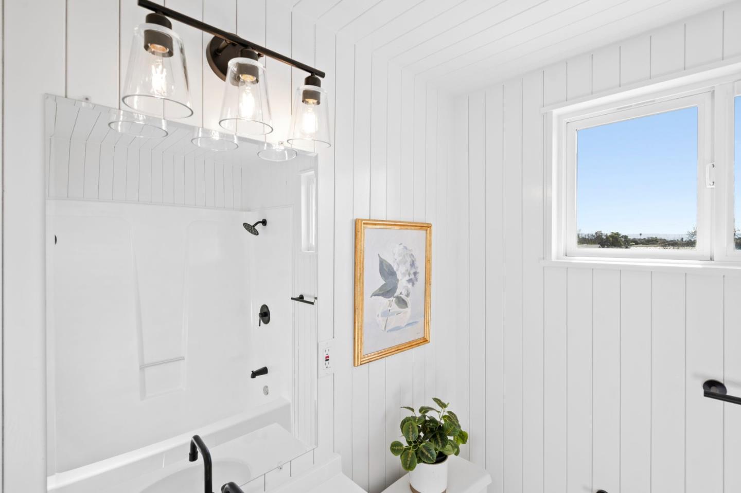 Detail Gallery Image 20 of 31 For 6252 Bennington Dr, Newark,  CA 94560 - 4 Beds | 2 Baths