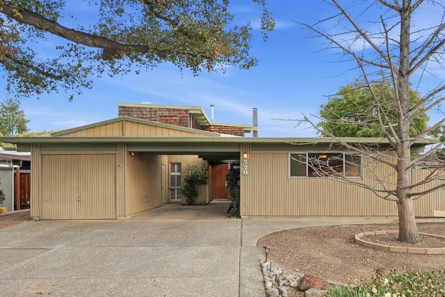 Front Image Thumbnail for ML82036190