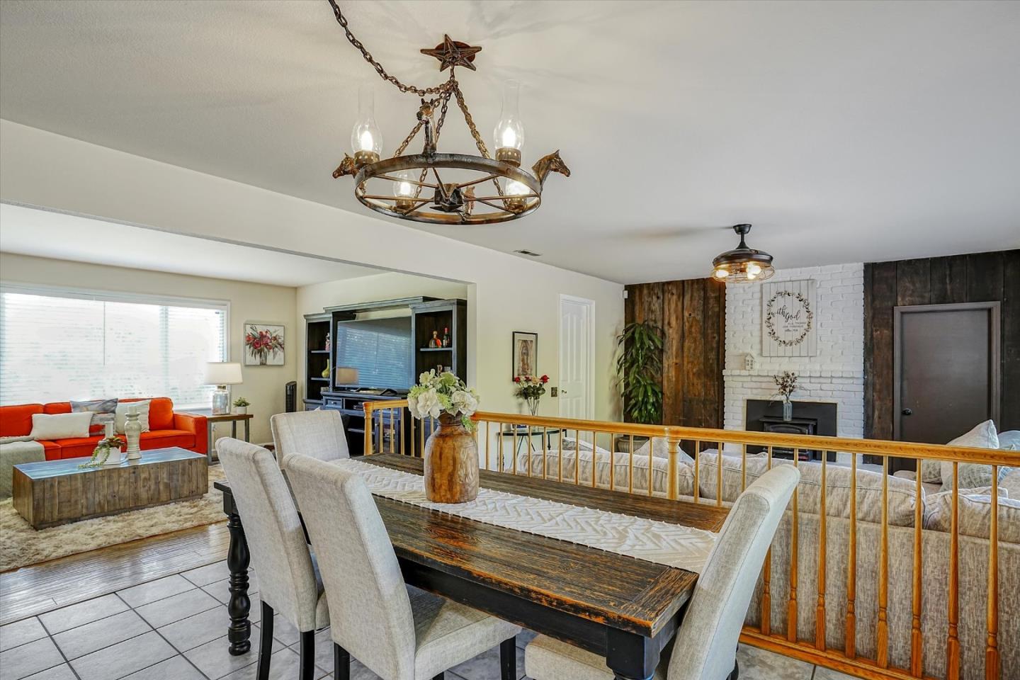 Detail Gallery Image 18 of 56 For 20006 Audrey Ln, Salinas,  CA 93907 - 3 Beds | 2/1 Baths