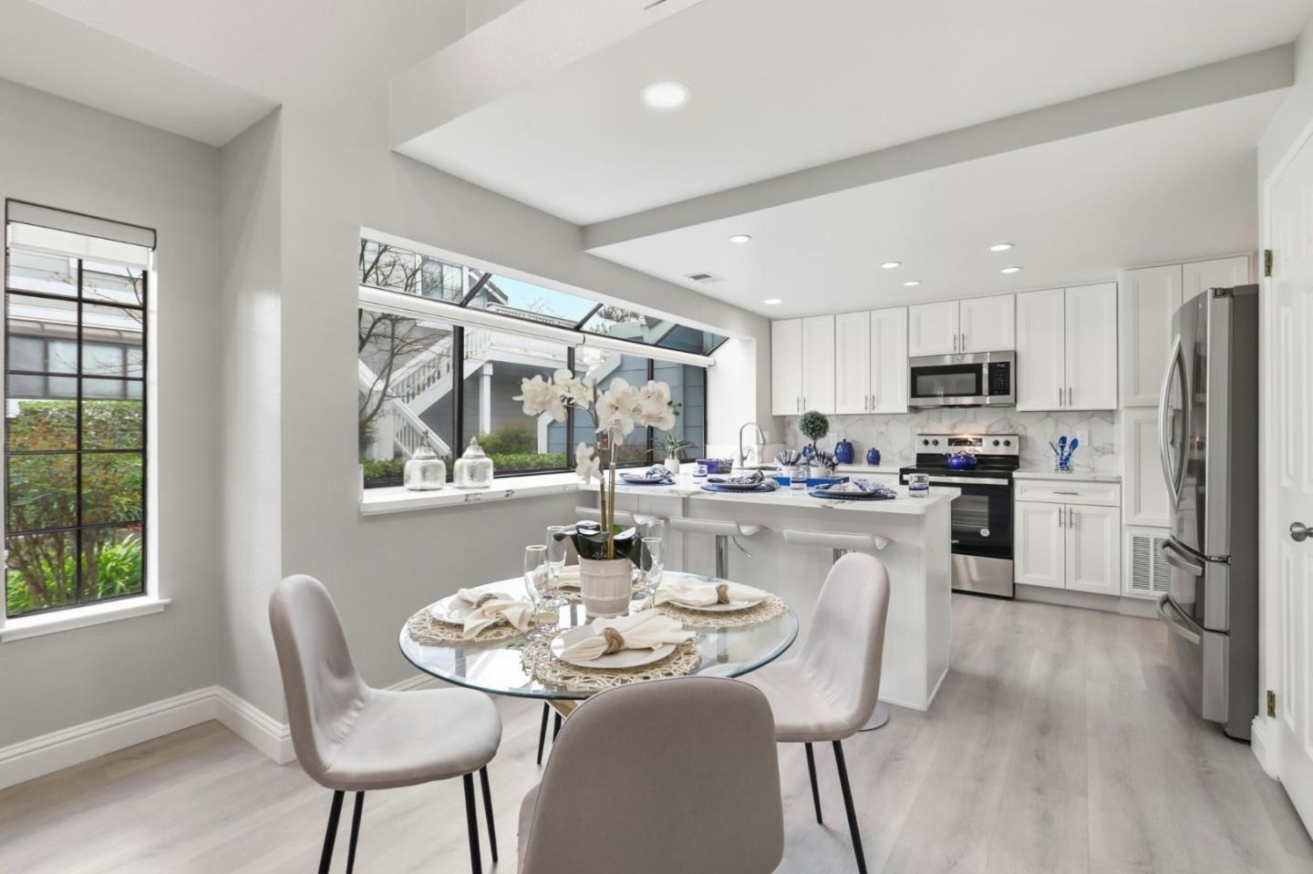 Detail Gallery Image 12 of 29 For 2570 Yerba Bank Ct, San Jose,  CA 95121 - 3 Beds | 2 Baths