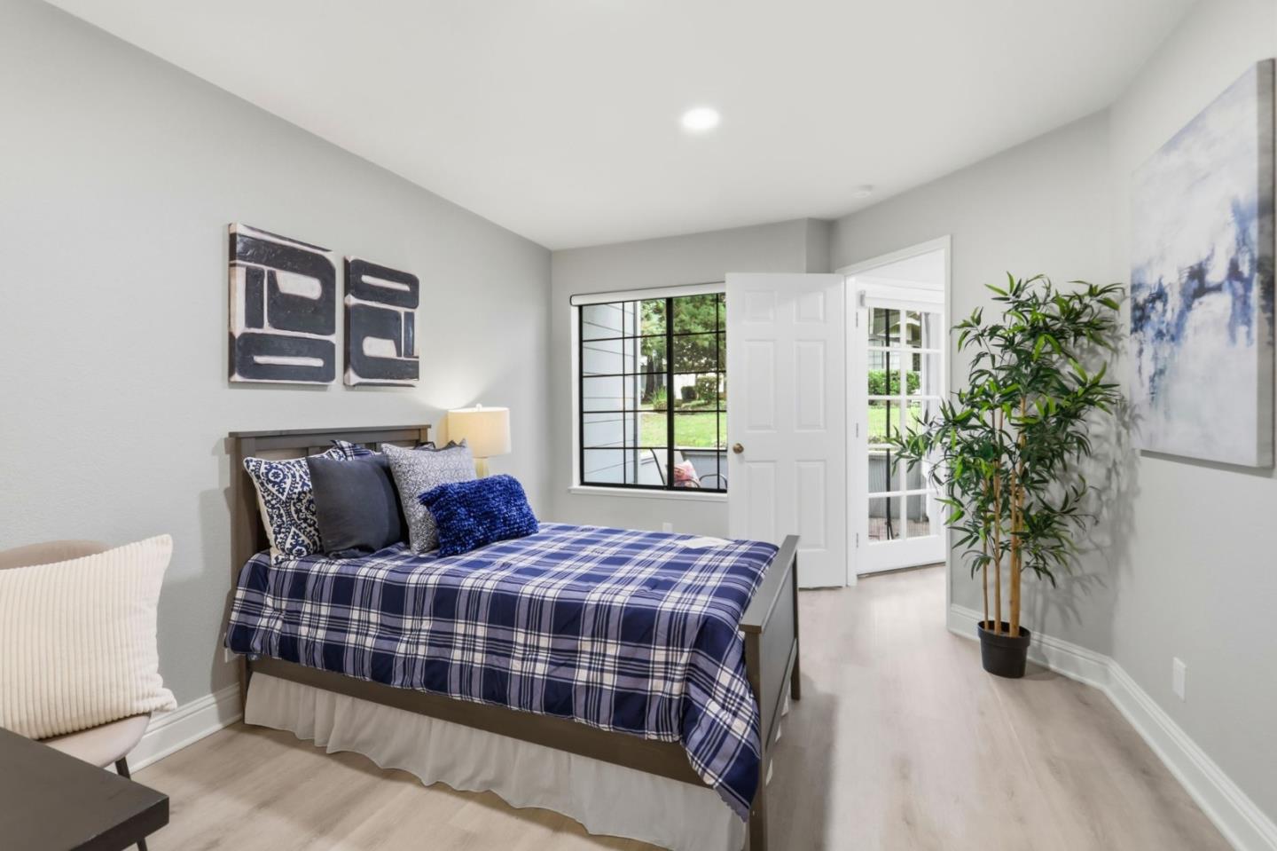 Detail Gallery Image 21 of 29 For 2570 Yerba Bank Ct, San Jose,  CA 95121 - 3 Beds | 2 Baths