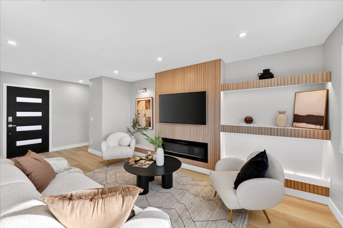 Detail Gallery Image 12 of 78 For 5993 Indian Ave, San Jose,  CA 95123 - 4 Beds | 2 Baths