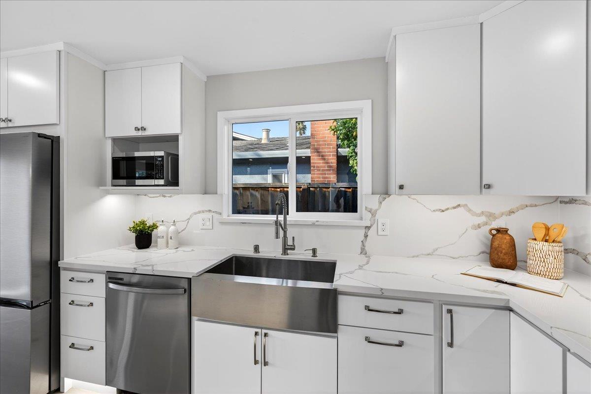 Detail Gallery Image 20 of 78 For 5993 Indian Ave, San Jose,  CA 95123 - 4 Beds | 2 Baths