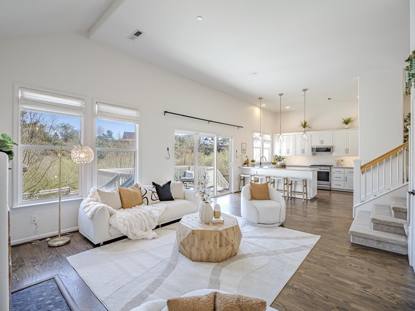 Detail Gallery Image 11 of 80 For 230 Rosemarie Ct, Aptos,  CA 95003 - 3 Beds | 2/1 Baths