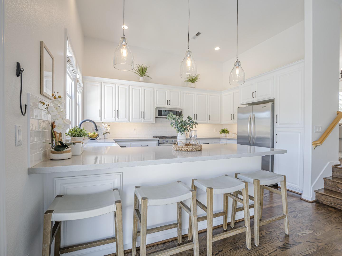 Detail Gallery Image 15 of 80 For 230 Rosemarie Ct, Aptos,  CA 95003 - 3 Beds | 2/1 Baths