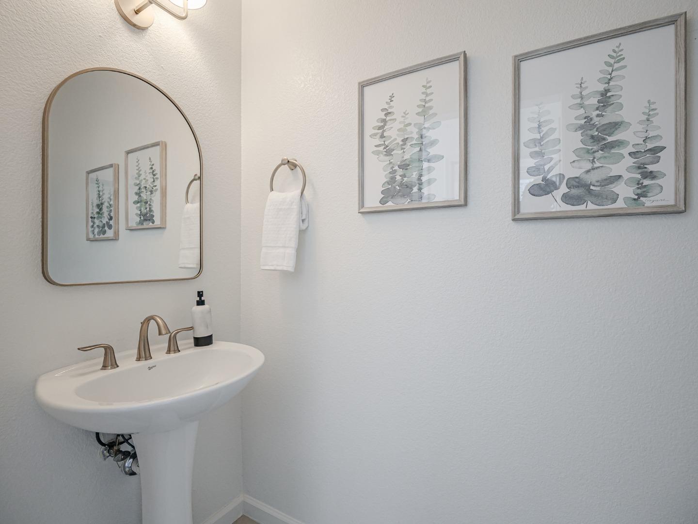 Detail Gallery Image 22 of 80 For 230 Rosemarie Ct, Aptos,  CA 95003 - 3 Beds | 2/1 Baths