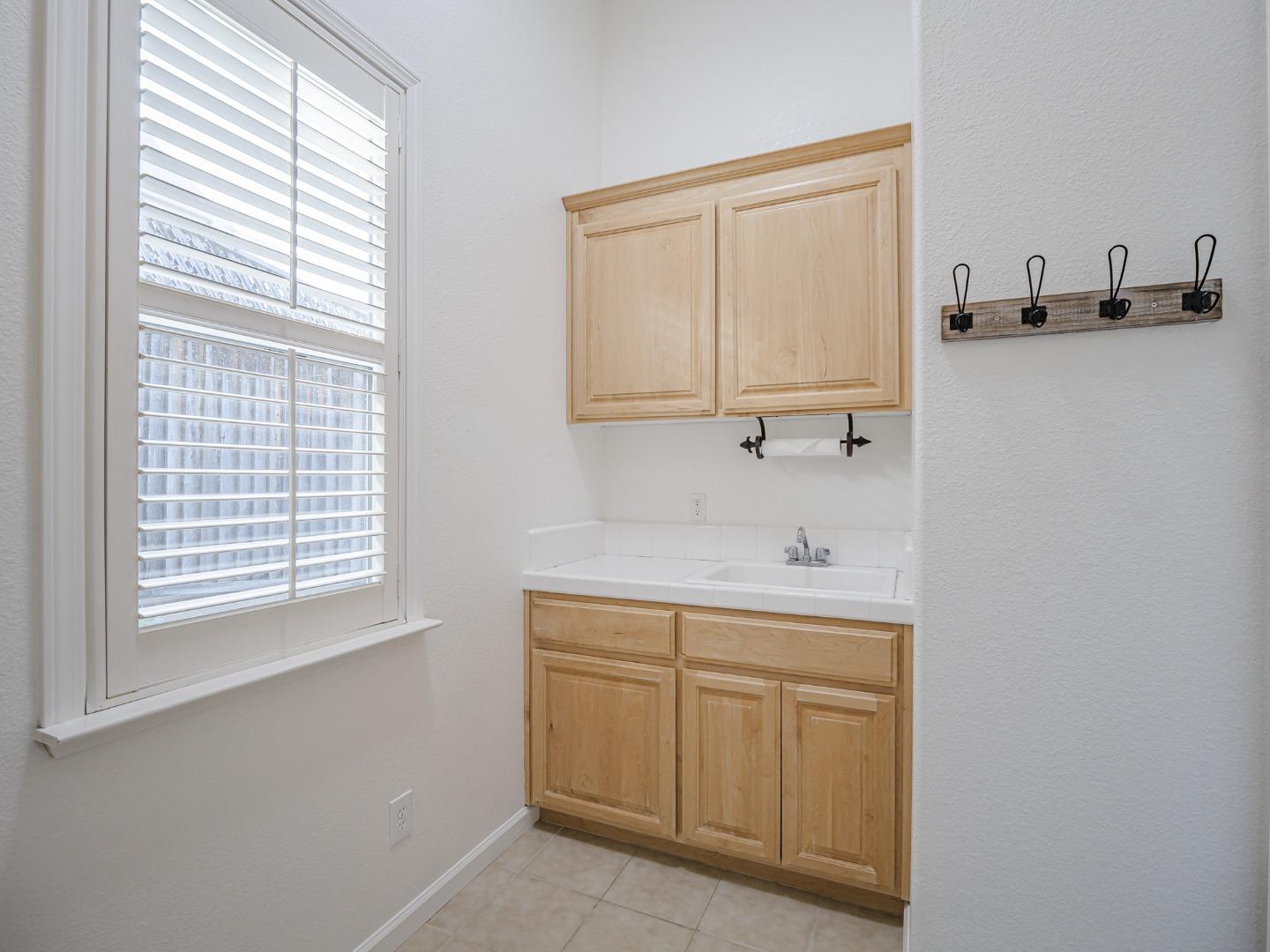 Detail Gallery Image 24 of 80 For 230 Rosemarie Ct, Aptos,  CA 95003 - 3 Beds | 2/1 Baths