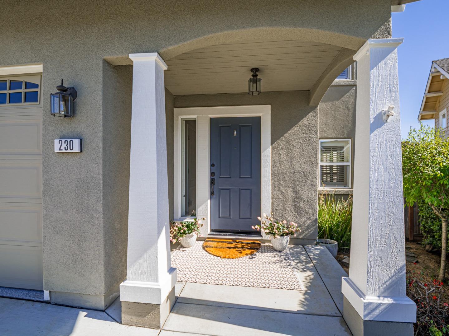 Detail Gallery Image 4 of 80 For 230 Rosemarie Ct, Aptos,  CA 95003 - 3 Beds | 2/1 Baths