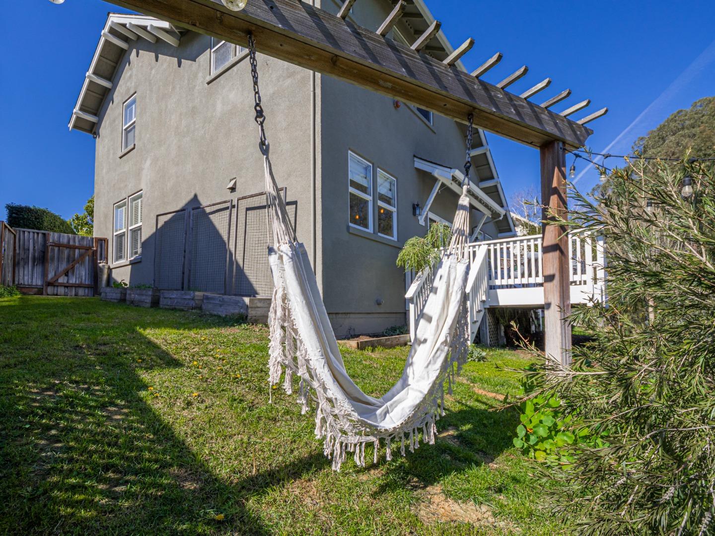 Detail Gallery Image 61 of 80 For 230 Rosemarie Ct, Aptos,  CA 95003 - 3 Beds | 2/1 Baths