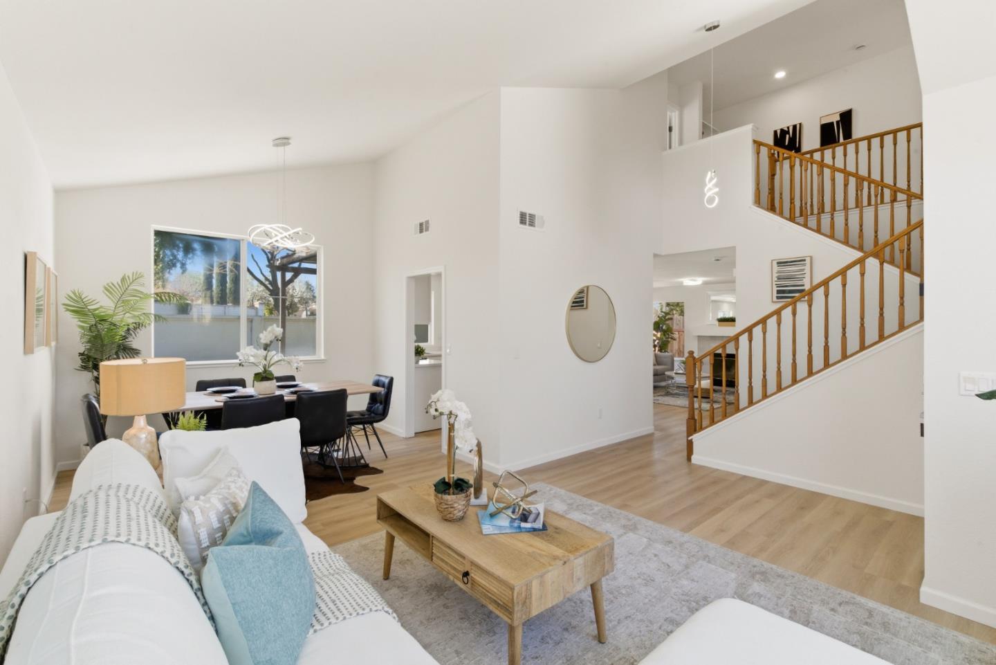 Detail Gallery Image 13 of 50 For 1505 Barkley Mountain Way, Antioch,  CA 94531 - 3 Beds | 2/1 Baths