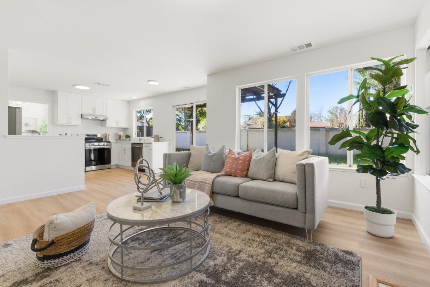 Detail Gallery Image 16 of 50 For 1505 Barkley Mountain Way, Antioch,  CA 94531 - 3 Beds | 2/1 Baths