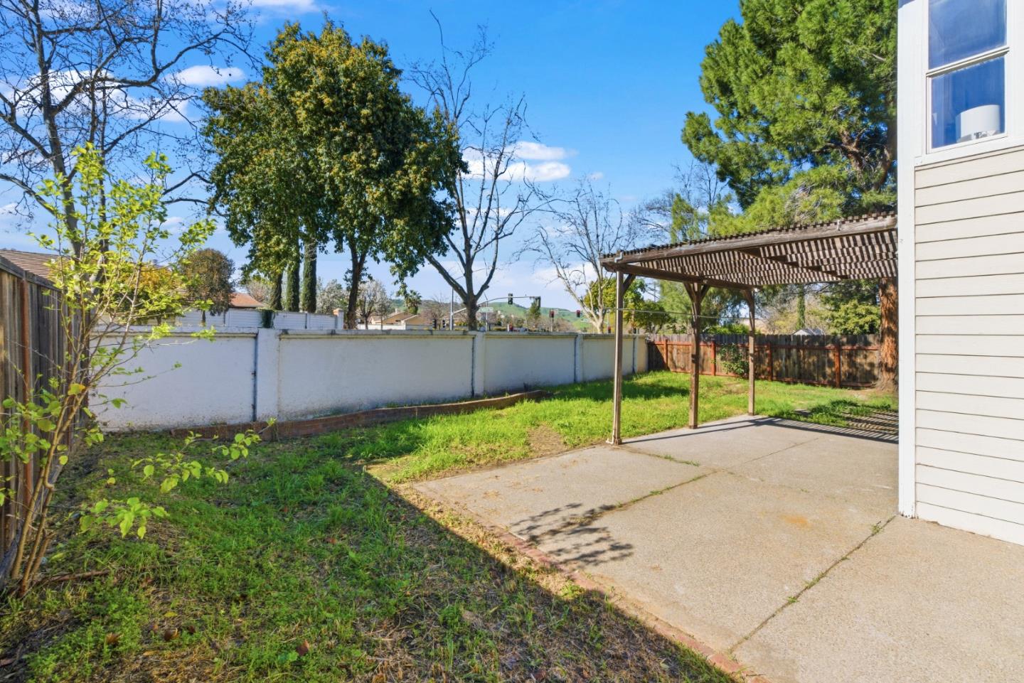 Detail Gallery Image 37 of 50 For 1505 Barkley Mountain Way, Antioch,  CA 94531 - 3 Beds | 2/1 Baths