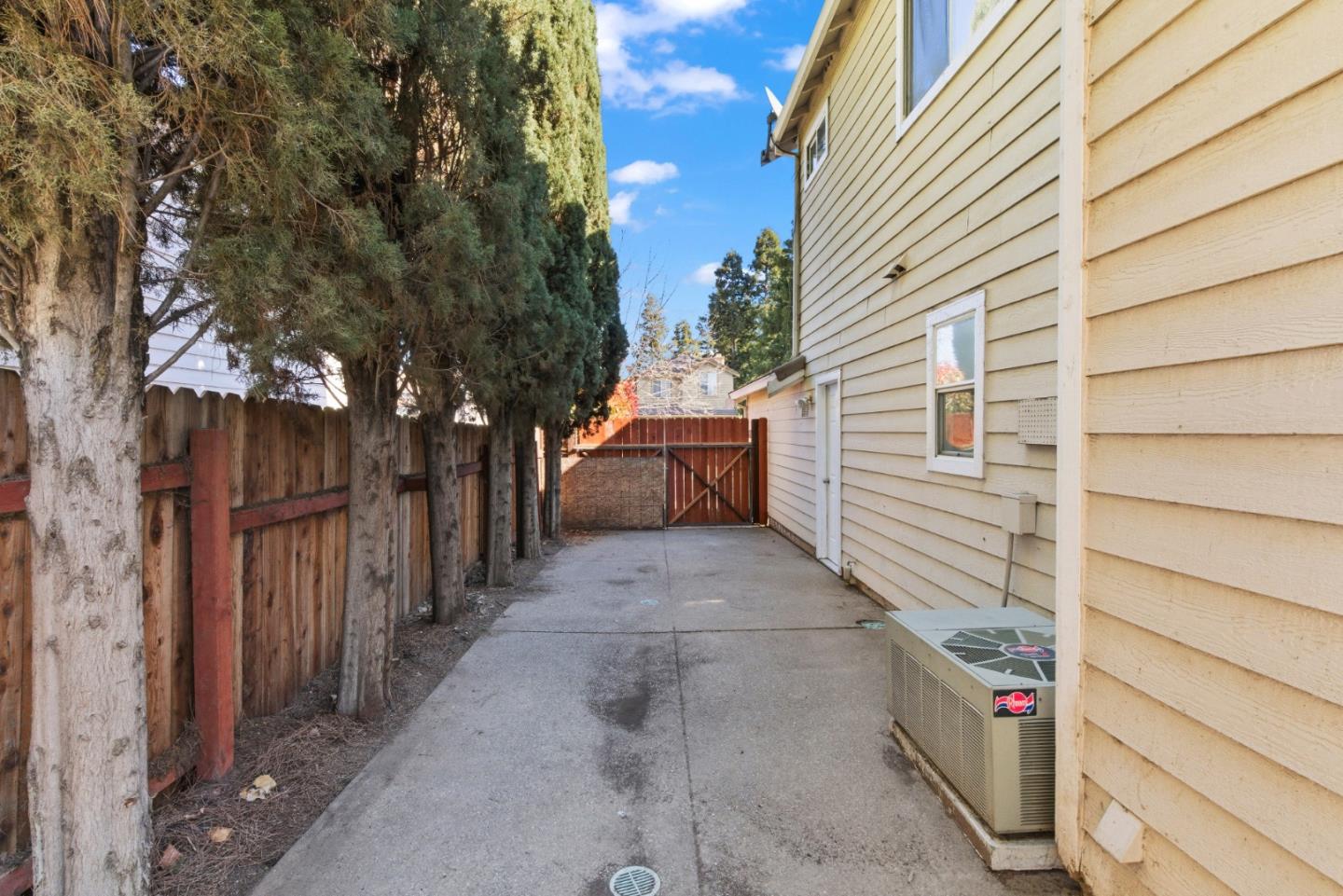 Detail Gallery Image 39 of 50 For 1505 Barkley Mountain Way, Antioch,  CA 94531 - 3 Beds | 2/1 Baths