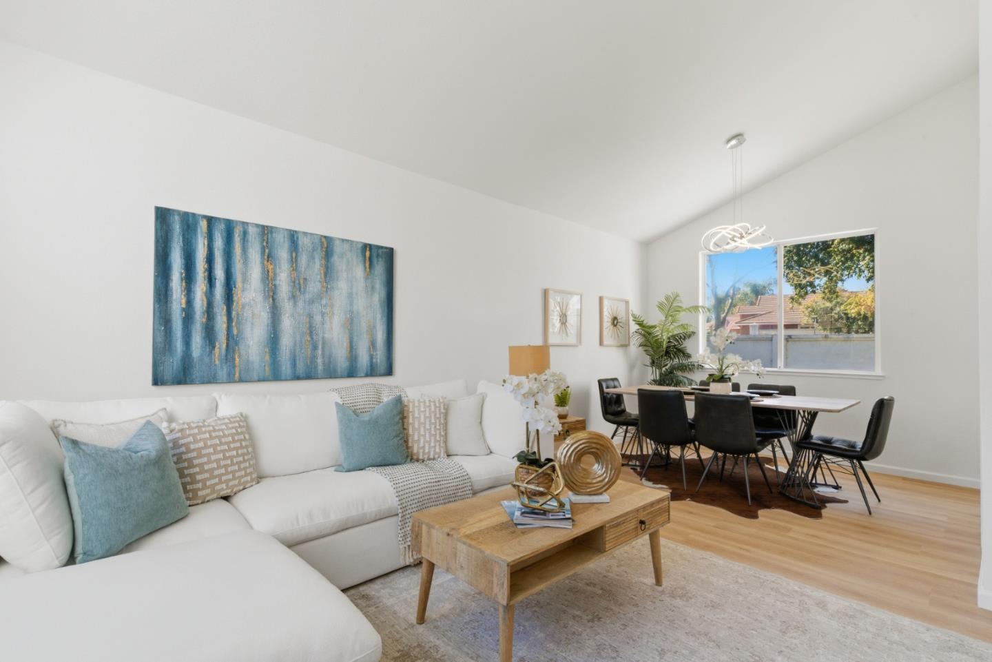 Detail Gallery Image 5 of 50 For 1505 Barkley Mountain Way, Antioch,  CA 94531 - 3 Beds | 2/1 Baths