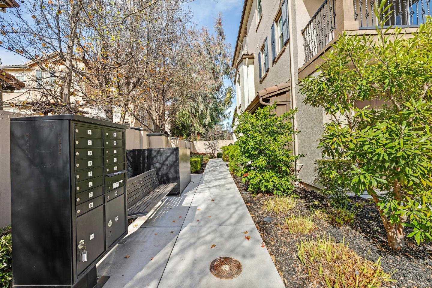 Detail Gallery Image 38 of 43 For 509 Sardinia Ter, Sunnyvale,  CA 94089 - 3 Beds | 3/1 Baths