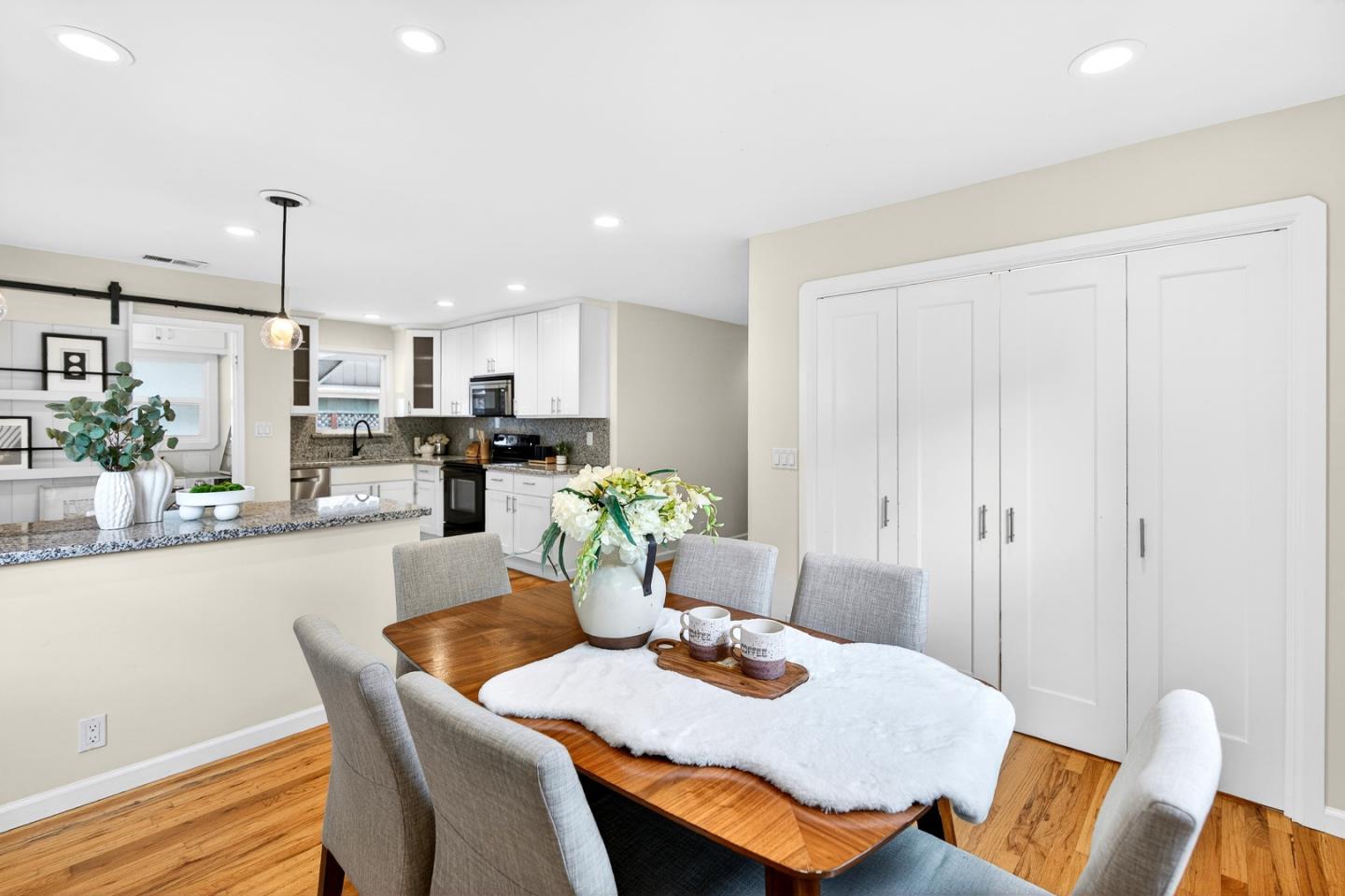 Detail Gallery Image 6 of 29 For 275 Jackson St, Sunnyvale,  CA 94086 - 3 Beds | 1/1 Baths