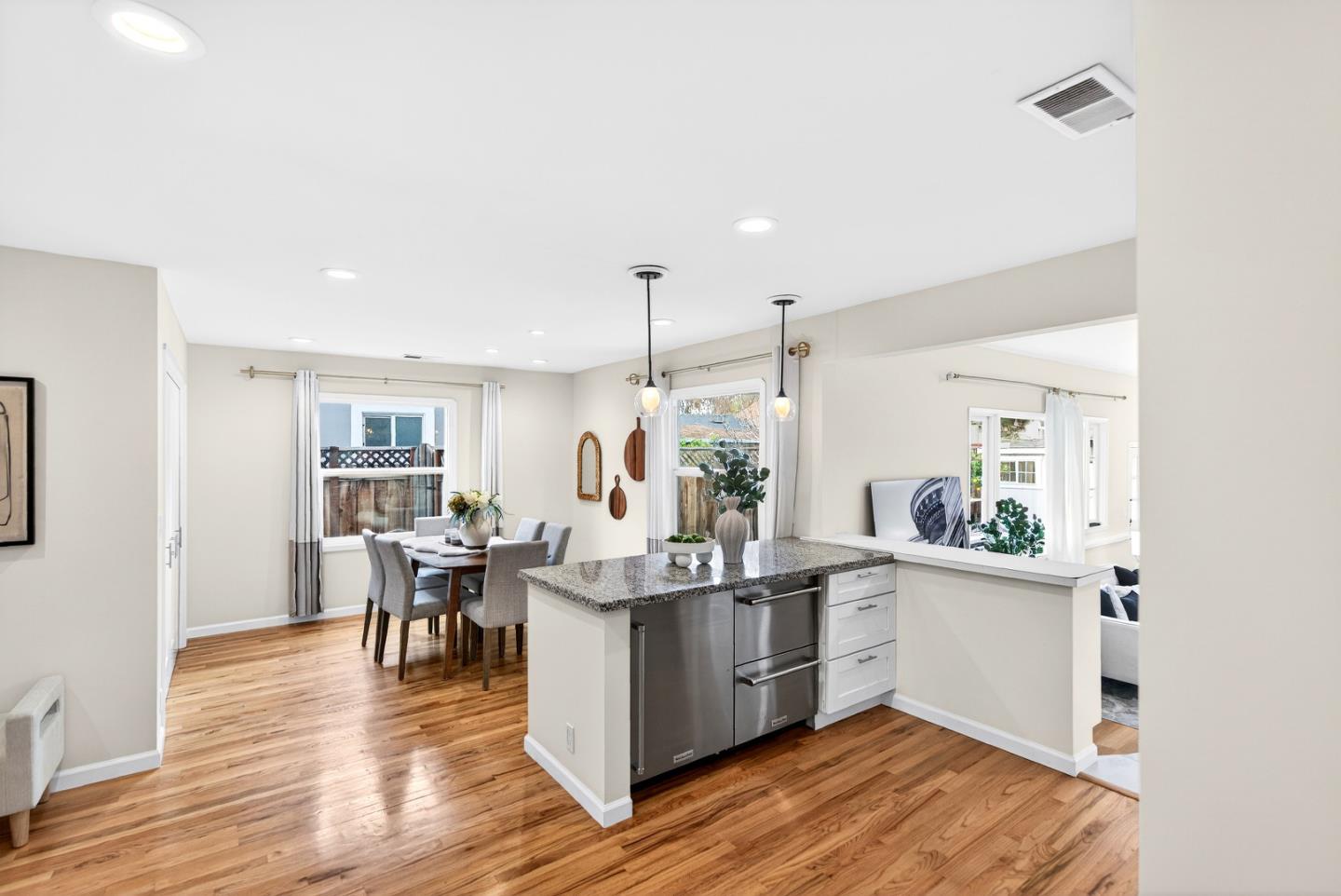 Detail Gallery Image 7 of 29 For 275 Jackson St, Sunnyvale,  CA 94086 - 3 Beds | 1/1 Baths