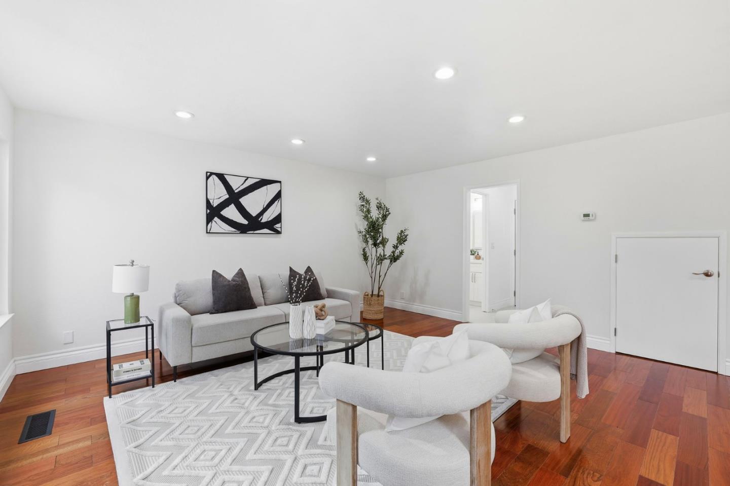 Detail Gallery Image 12 of 54 For 4826 Rio Vista Ave, San Jose,  CA 95129 - 3 Beds | 2/1 Baths