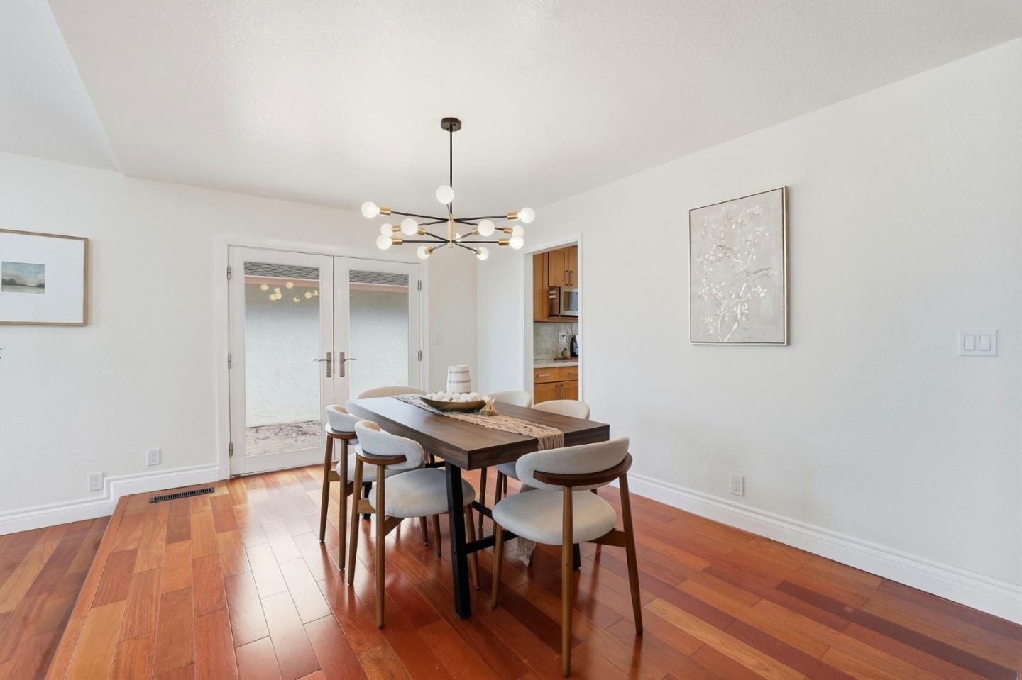 Detail Gallery Image 19 of 54 For 4826 Rio Vista Ave, San Jose,  CA 95129 - 3 Beds | 2/1 Baths