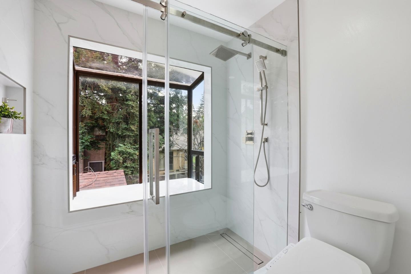 Detail Gallery Image 37 of 54 For 4826 Rio Vista Ave, San Jose,  CA 95129 - 3 Beds | 2/1 Baths