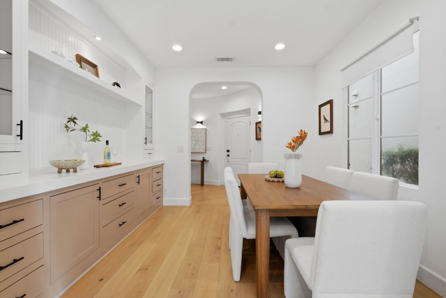 Detail Gallery Image 10 of 35 For 1336 Dahlia Loop, San Jose,  CA 95126 - 3 Beds | 2/1 Baths