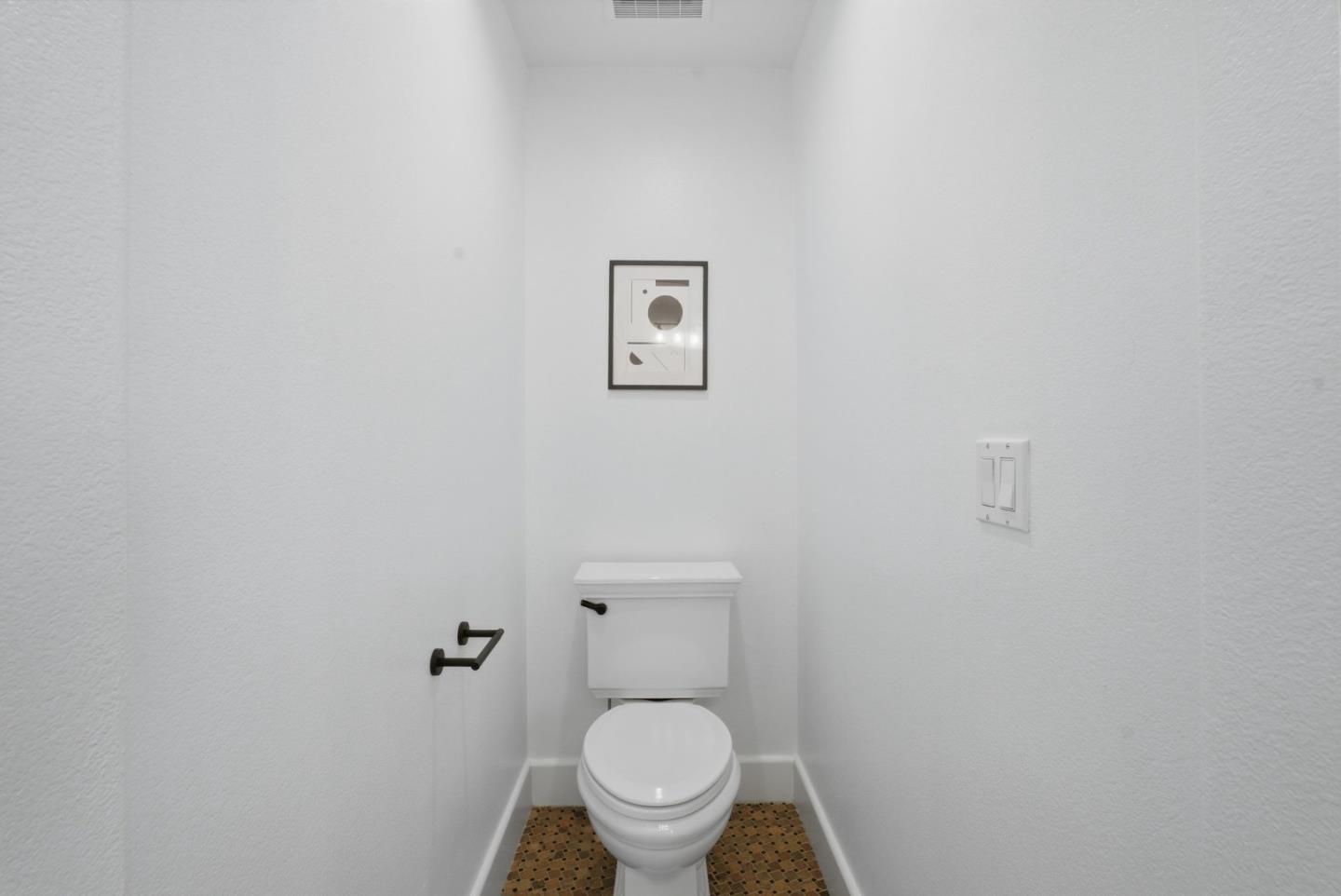 Detail Gallery Image 23 of 35 For 1336 Dahlia Loop, San Jose,  CA 95126 - 3 Beds | 2/1 Baths