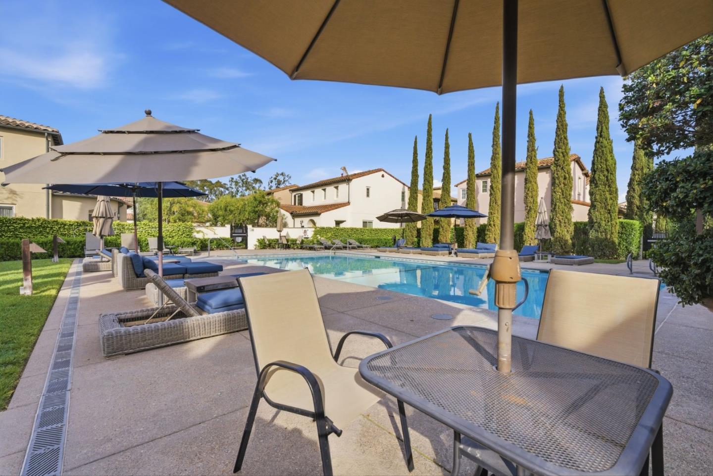 Detail Gallery Image 31 of 35 For 1336 Dahlia Loop, San Jose,  CA 95126 - 3 Beds | 2/1 Baths