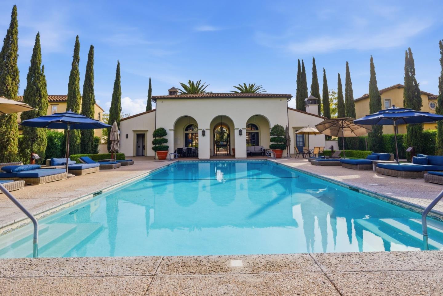 Detail Gallery Image 33 of 35 For 1336 Dahlia Loop, San Jose,  CA 95126 - 3 Beds | 2/1 Baths