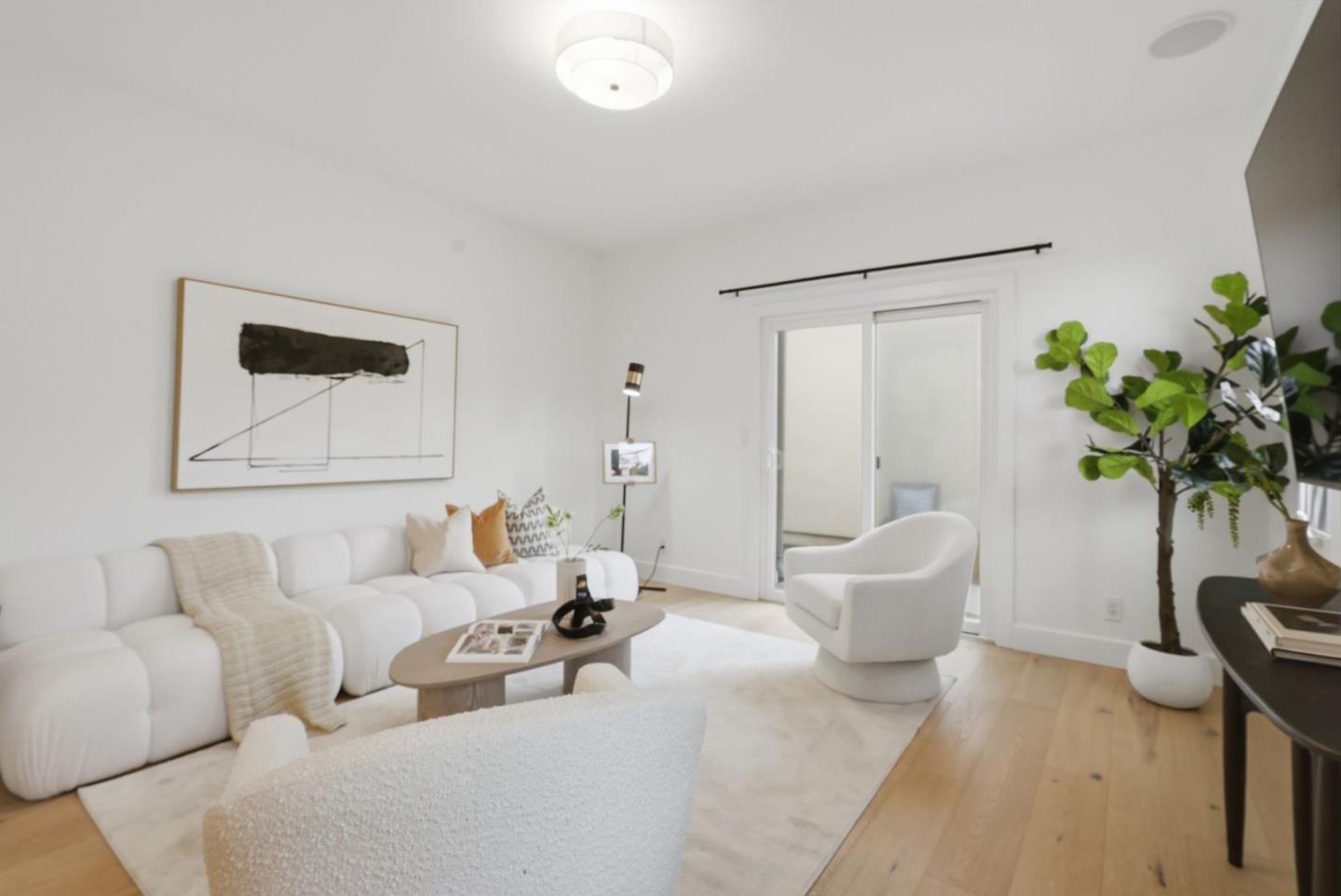 Detail Gallery Image 4 of 35 For 1336 Dahlia Loop, San Jose,  CA 95126 - 3 Beds | 2/1 Baths