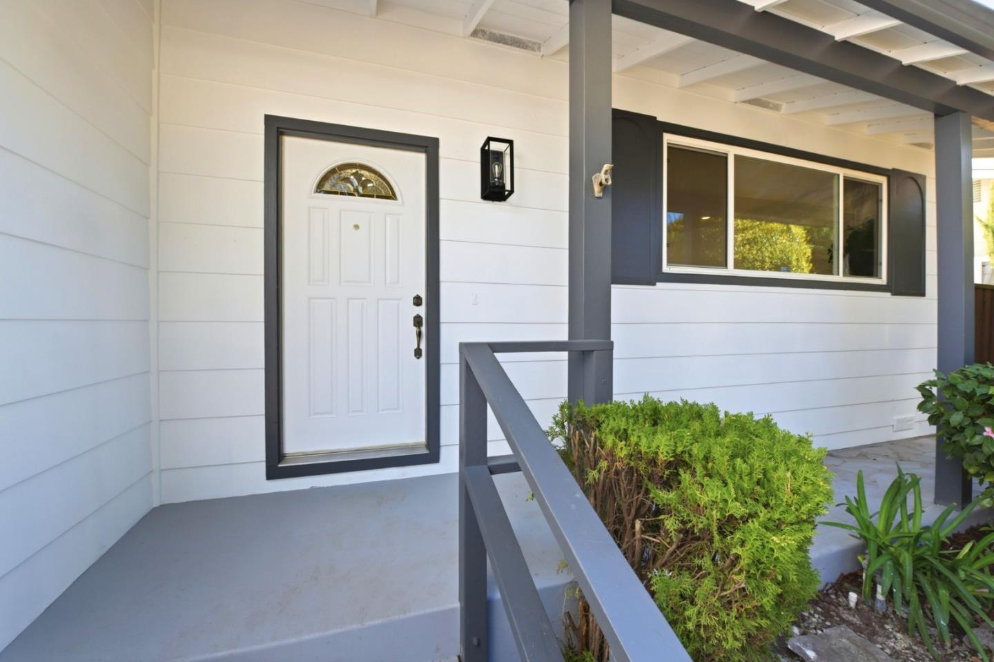 Detail Gallery Image 3 of 38 For 7544 Highland Oaks Dr, Pleasanton,  CA 94588 - 4 Beds | 2/1 Baths