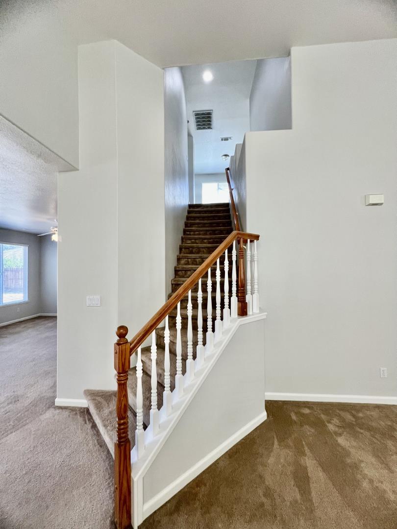 Detail Gallery Image 7 of 33 For 2364 River Rock Dr, Merced,  CA 95340 - 4 Beds | 3 Baths