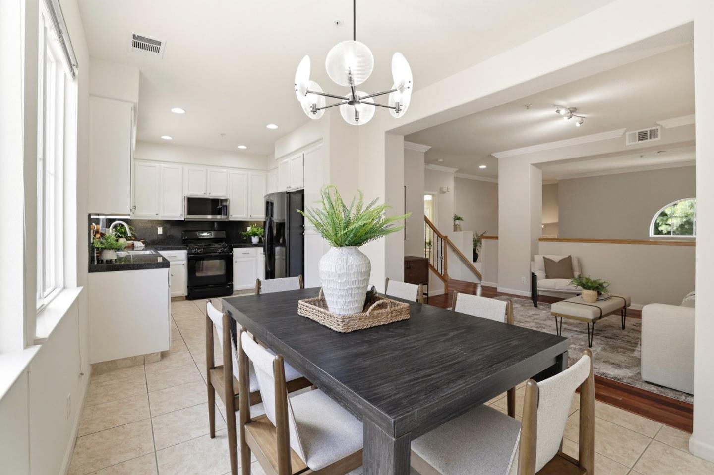 Photo #9: ML82036209 Listing: Photo #9