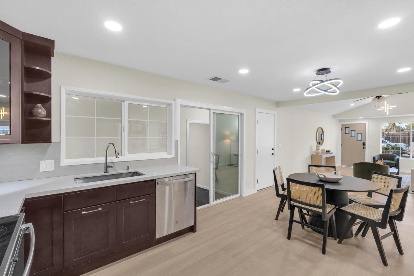 Detail Gallery Image 13 of 50 For 2862 Little Rock Dr, San Jose,  CA 95133 - 4 Beds | 2 Baths