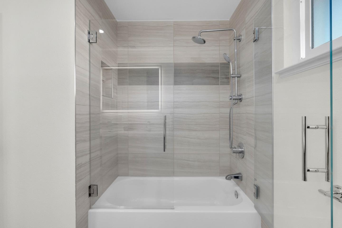 Detail Gallery Image 18 of 50 For 2862 Little Rock Dr, San Jose,  CA 95133 - 4 Beds | 2 Baths