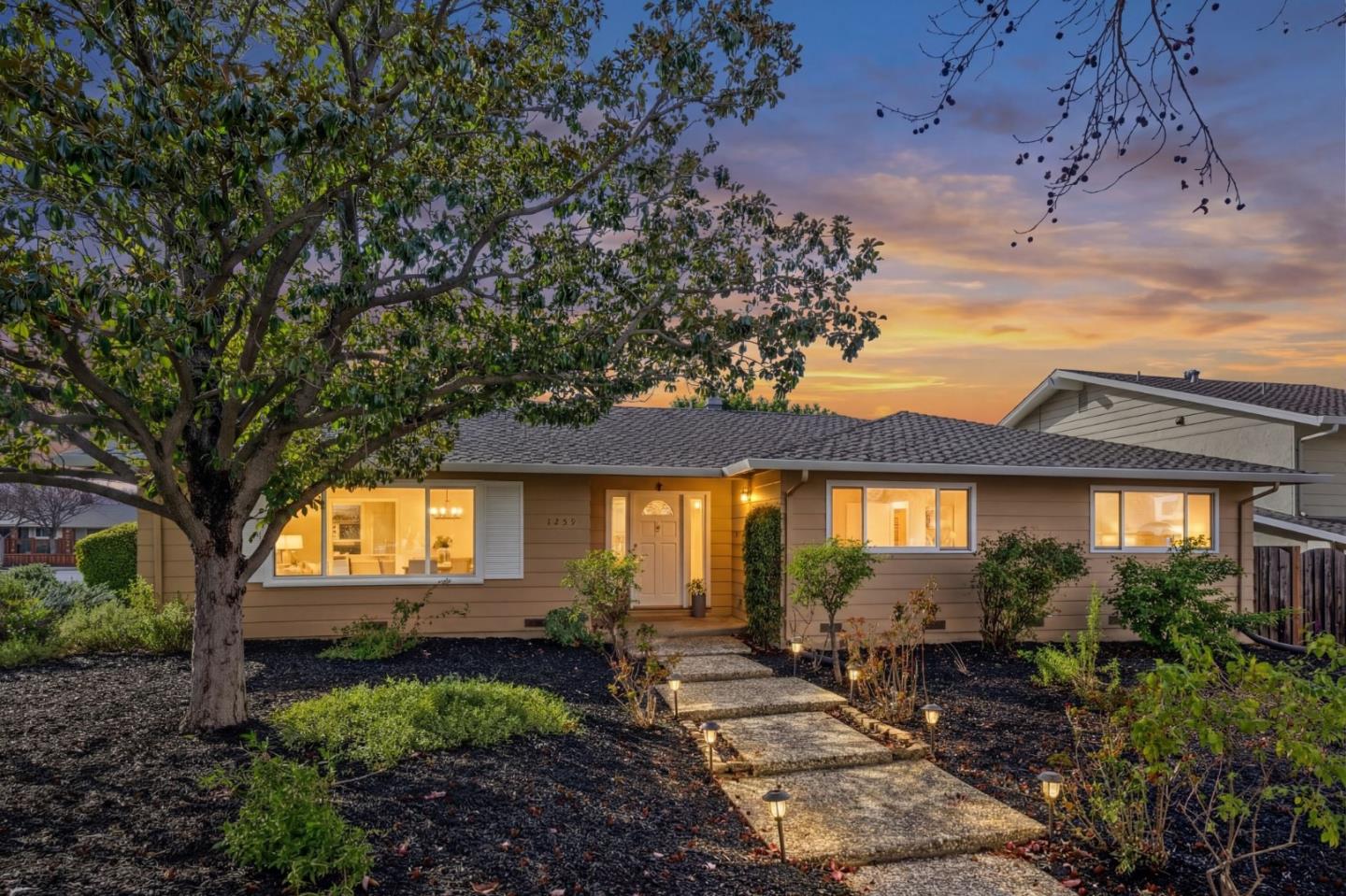 Front Image Thumbnail for ML82036211