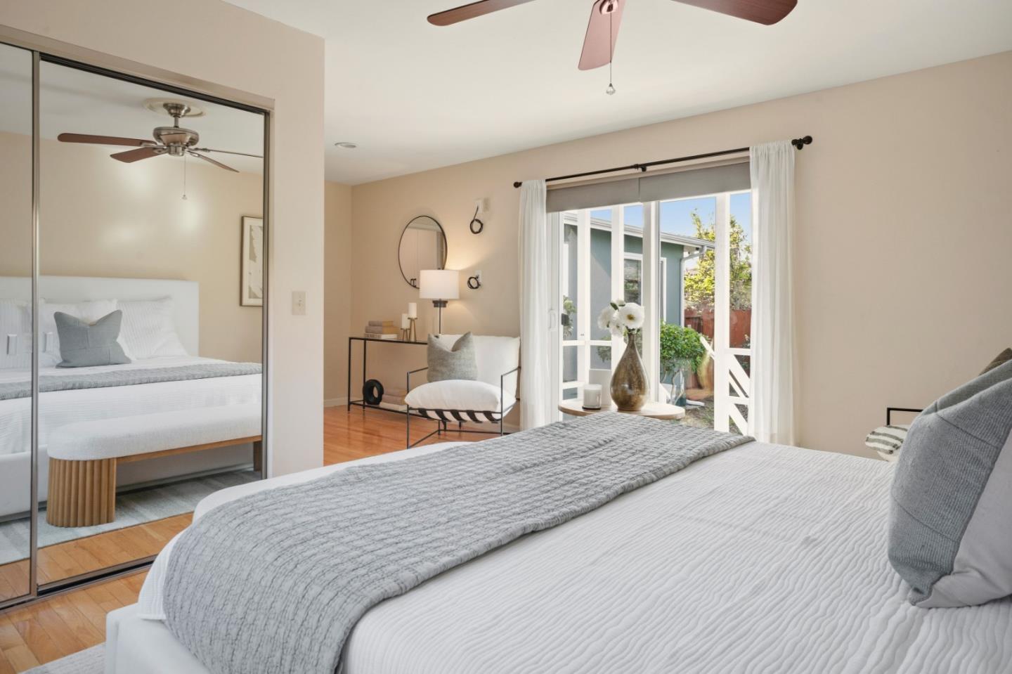 Detail Gallery Image 16 of 33 For 1077 Cadiz Ct, Seaside,  CA 93955 - 4 Beds | 2/1 Baths