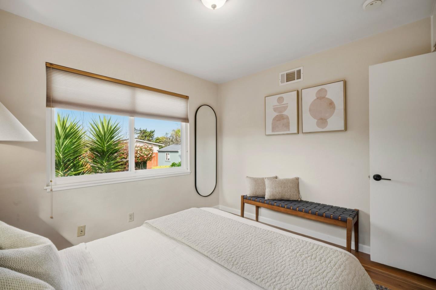 Detail Gallery Image 20 of 33 For 1077 Cadiz Ct, Seaside,  CA 93955 - 4 Beds | 2/1 Baths