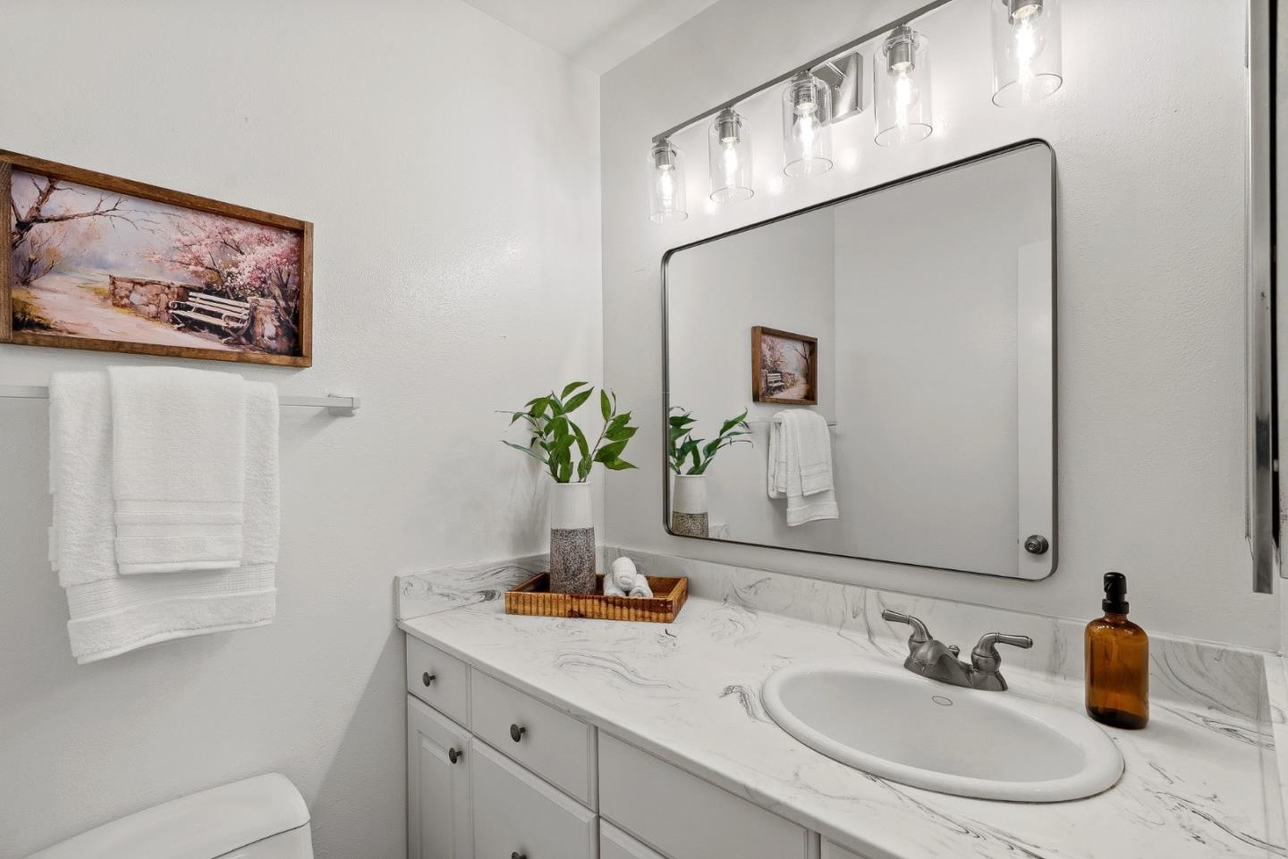 Detail Gallery Image 4 of 32 For 203 Corte San Pablo, Fremont,  CA 94539 - 2 Beds | 1/1 Baths