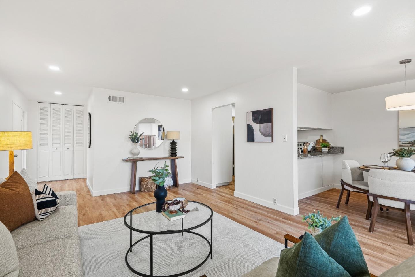 Detail Gallery Image 8 of 32 For 203 Corte San Pablo, Fremont,  CA 94539 - 2 Beds | 1/1 Baths