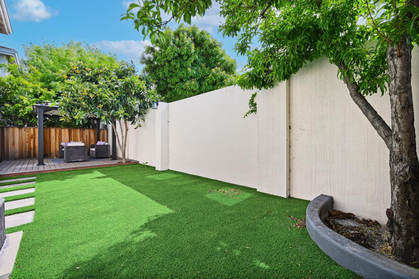 Detail Gallery Image 39 of 47 For 34306 Torrey Pine Ln, Union City,  CA 94587 - 5 Beds | 3/1 Baths