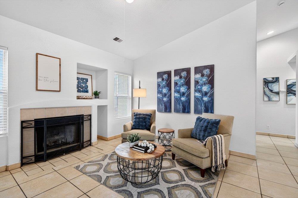 Detail Gallery Image 16 of 36 For 2430 Valley View Rd, Hollister,  CA 95023 - 4 Beds | 2 Baths