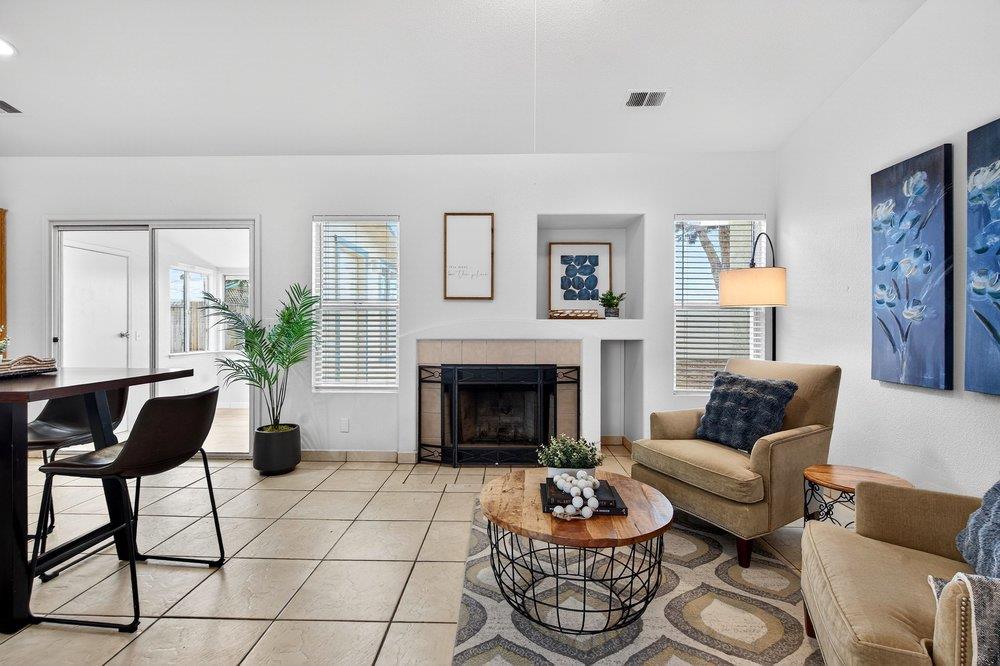 Detail Gallery Image 17 of 36 For 2430 Valley View Rd, Hollister,  CA 95023 - 4 Beds | 2 Baths