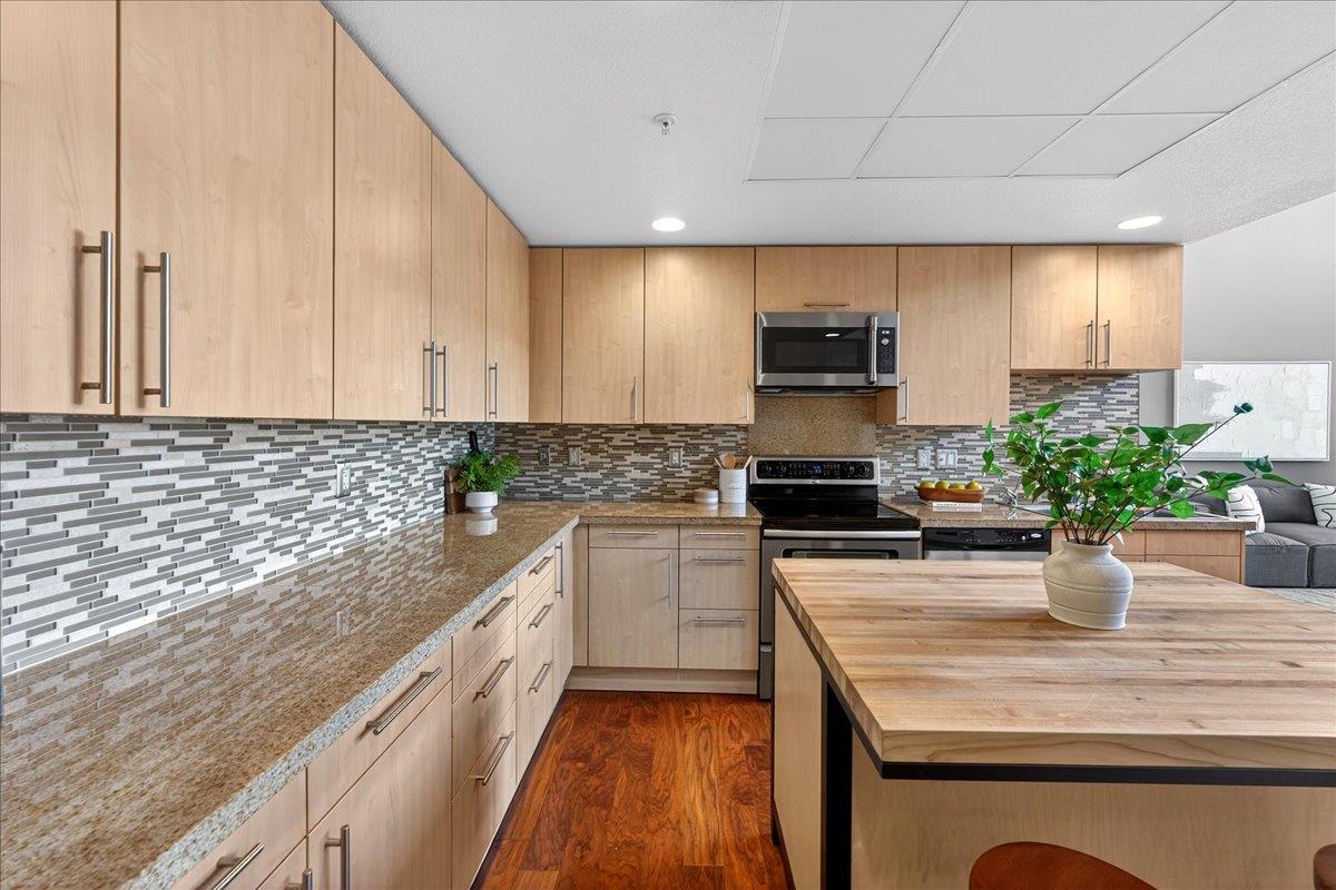 Photo #11: ML82036217 Listing: Photo #11