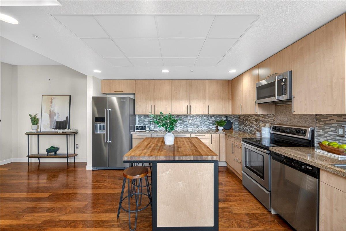 Photo #8: ML82036217 Listing: Photo #8