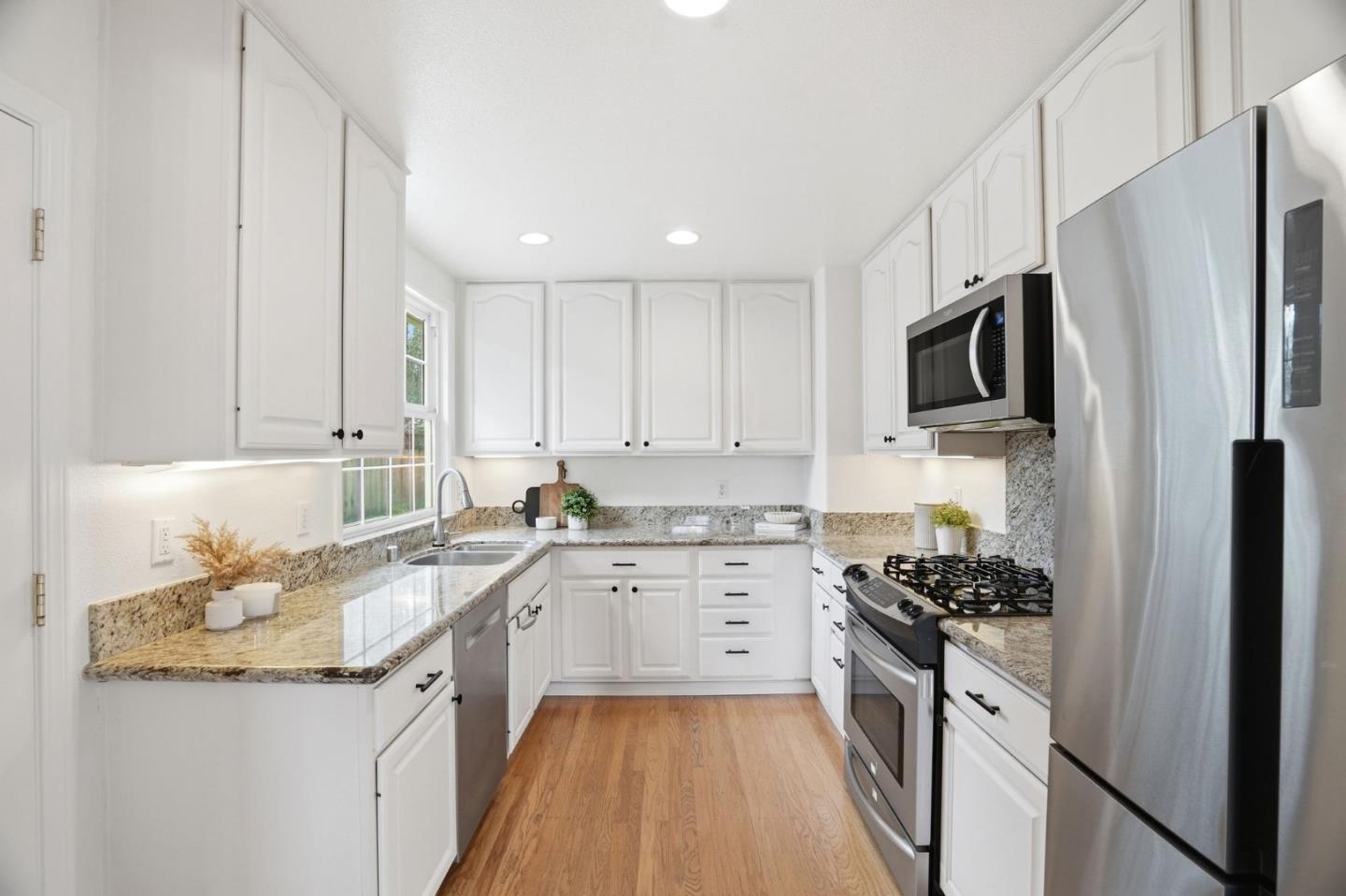 Detail Gallery Image 12 of 30 For 1531 Marcia Ave, San Jose,  CA 95125 - 3 Beds | 1 Baths