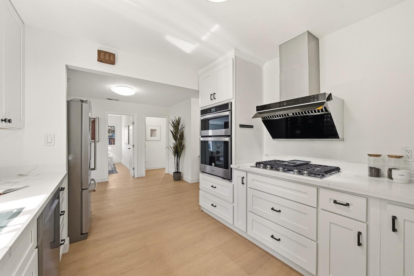 Detail Gallery Image 10 of 32 For 647 Toyon Ave, Sunnyvale,  CA 94086 - 3 Beds | 2 Baths