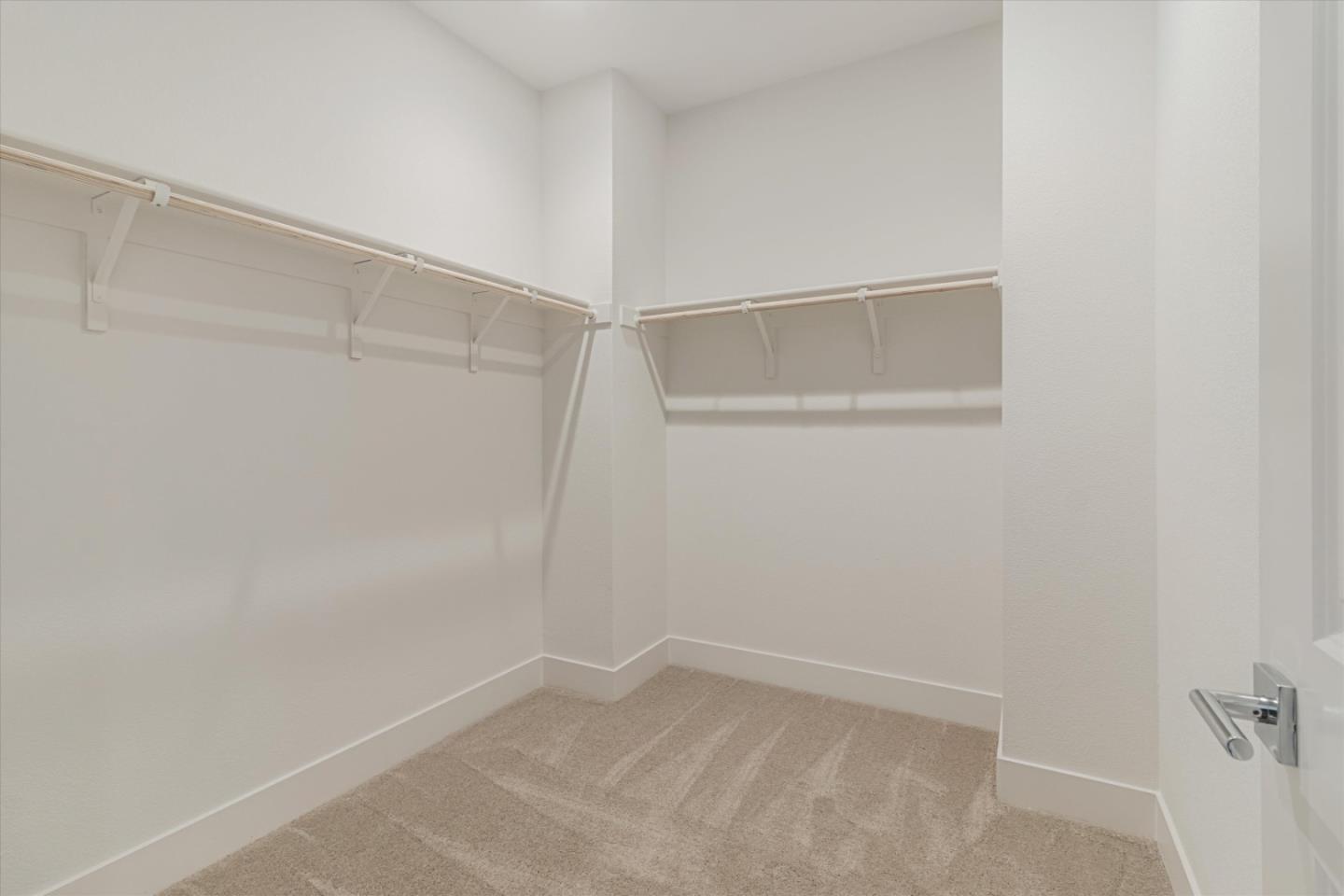 Detail Gallery Image 19 of 24 For 132 Oak Cir, Walnut Creek,  CA 94597 - 3 Beds | 3/1 Baths