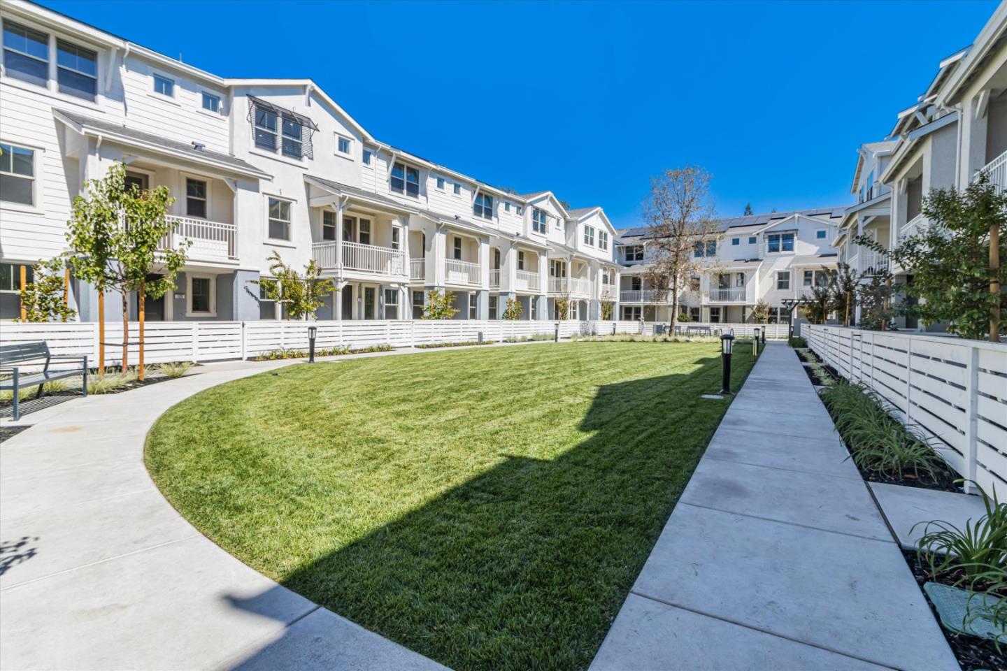 Detail Gallery Image 24 of 24 For 132 Oak Cir, Walnut Creek,  CA 94597 - 3 Beds | 3/1 Baths