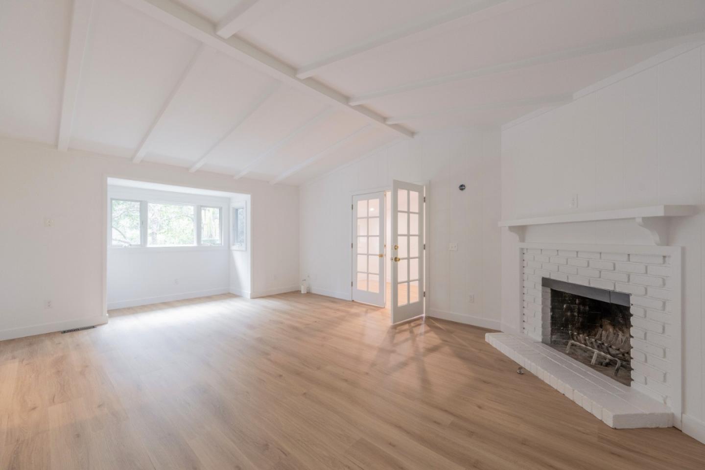 Detail Gallery Image 4 of 22 For 11 Scarlett Rd, Carmel Valley,  CA 93924 - 4 Beds | 3 Baths